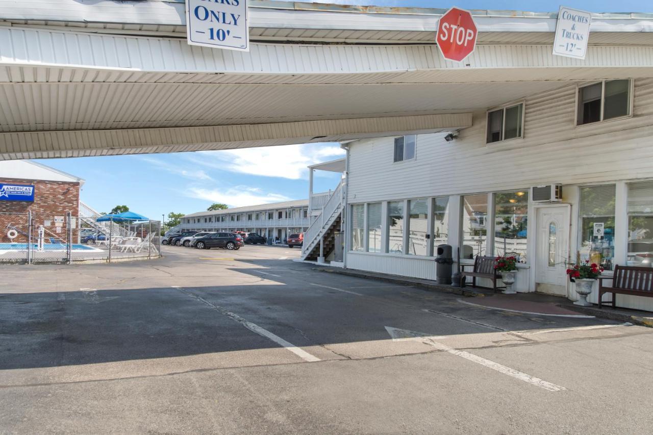 America'S Best Value Inn & Suites/Hyannis Eksteriør billede