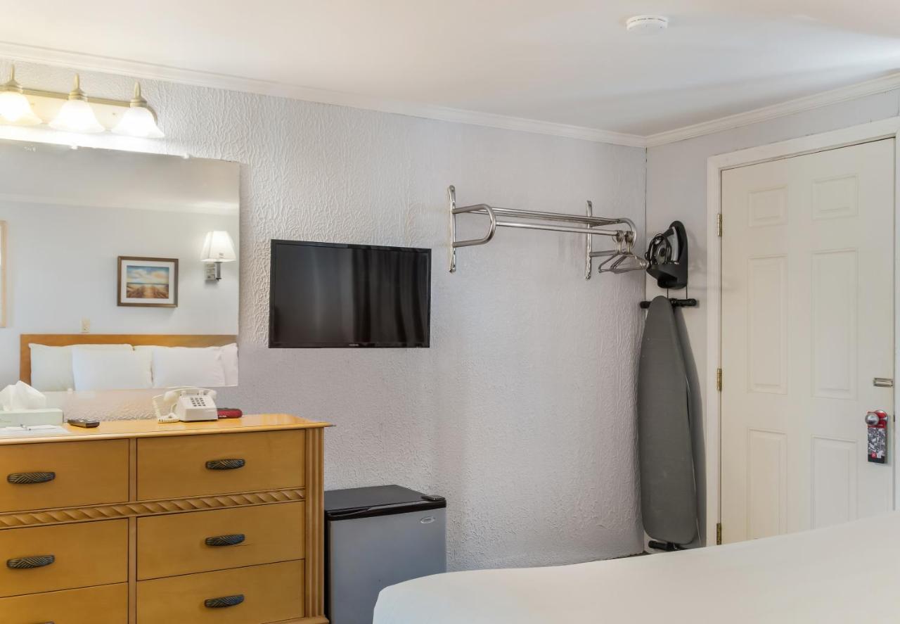 America'S Best Value Inn & Suites/Hyannis Eksteriør billede