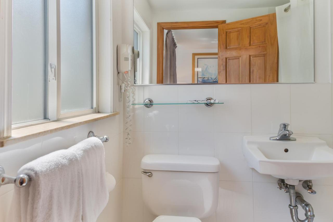 America'S Best Value Inn & Suites/Hyannis Eksteriør billede